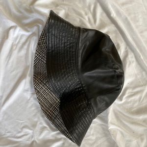 Vince camuto reversible bucket hat